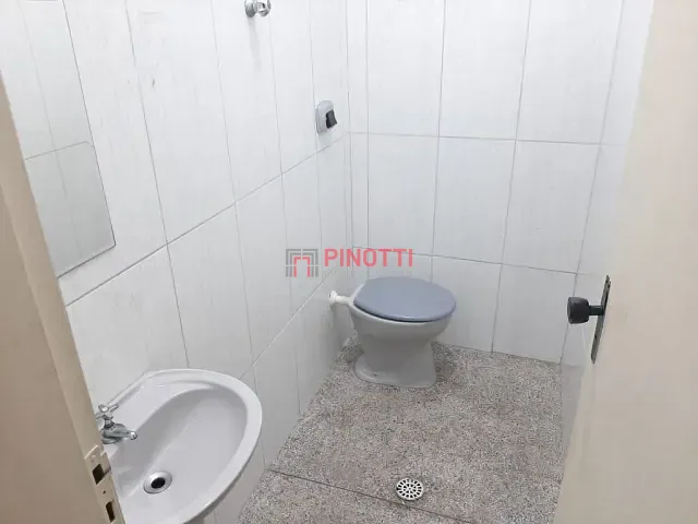 Sala para alugar, no bairro Santa Terezinha em São Bernardo do Campo