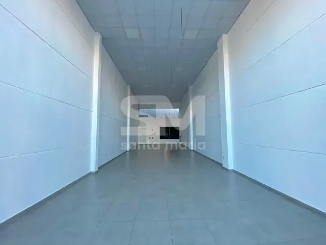 Sala para alugar, no bairro Presidente Médici em Chapecó