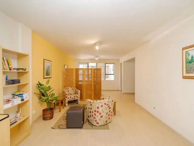 Sala à venda, no bairro Centro em Curitiba