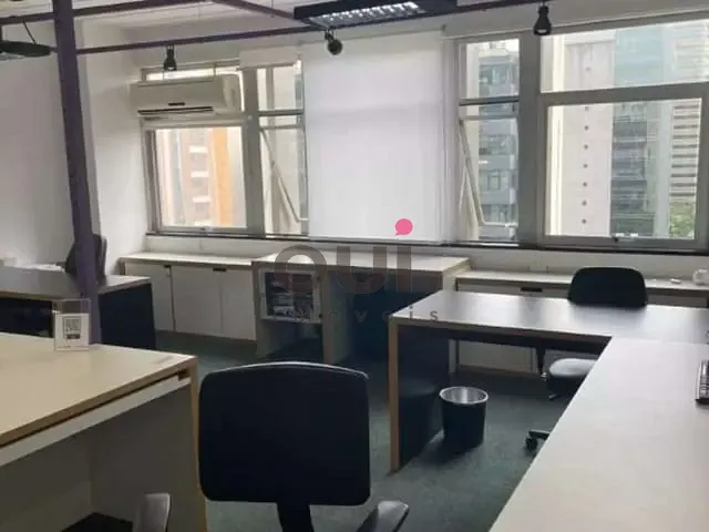 Sala com 117m², à venda ou para alugar, no bairro Cidade Monções em São Paulo