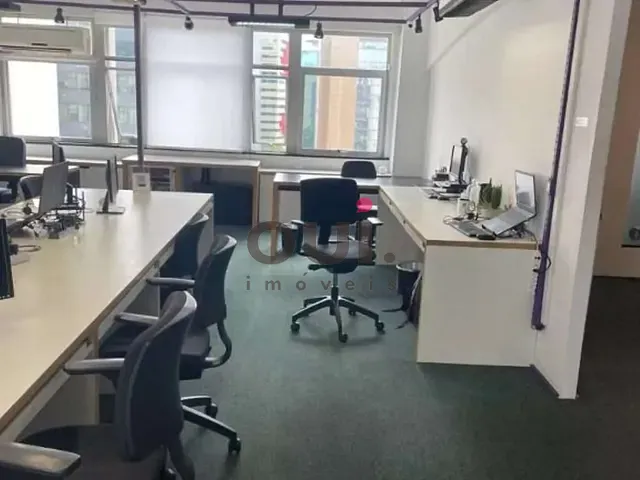 Sala com 117m², à venda ou para alugar, no bairro Cidade Monções em São Paulo