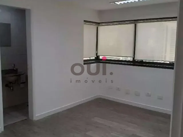 Sala à venda ou para alugar, no bairro Vila Olímpia em São Paulo