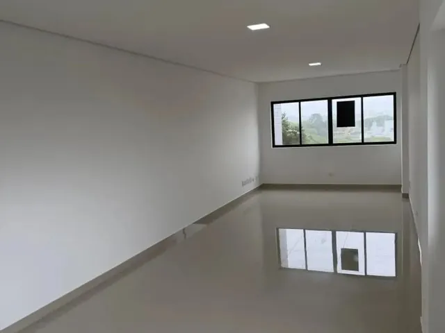Sala para alugar, no bairro São Francisco em Curitiba