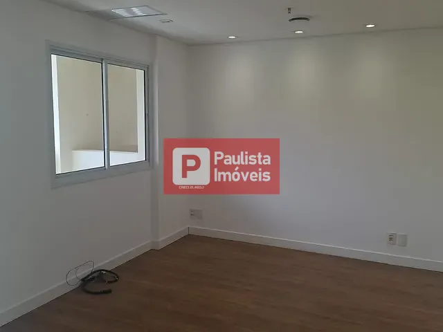 Sala com 42m², para alugar, no bairro Brooklin em São Paulo