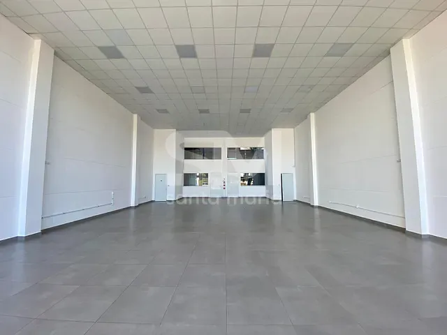 Sala para alugar, no bairro Presidente Médici em Chapecó