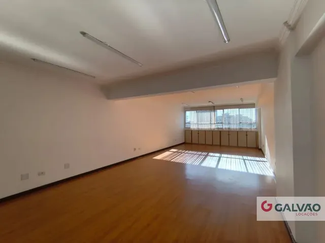 Sala para alugar, no bairro Portão em Curitiba