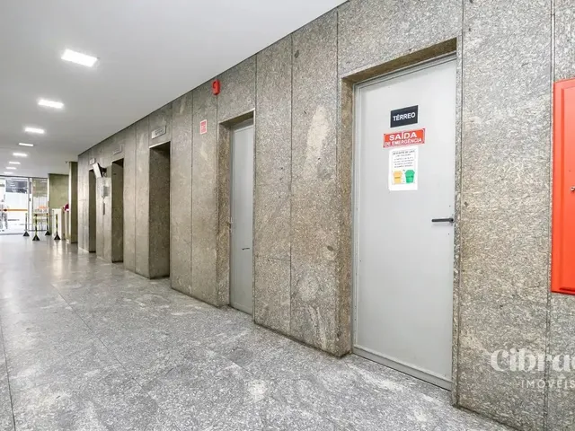 Sala à venda, no bairro Centro em Curitiba