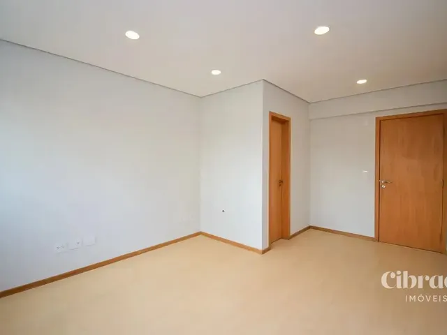 Sala à venda, no bairro Centro em Curitiba