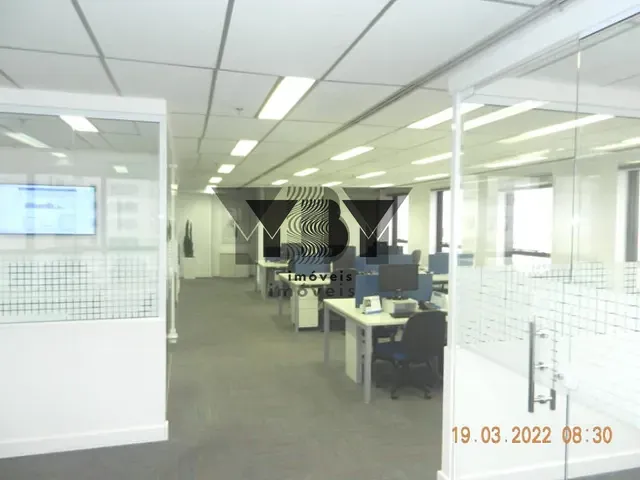 Sala à venda, no bairro Paraíso em São Paulo