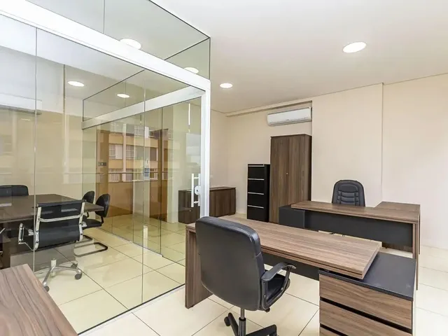 Sala à venda, no bairro Centro em Curitiba