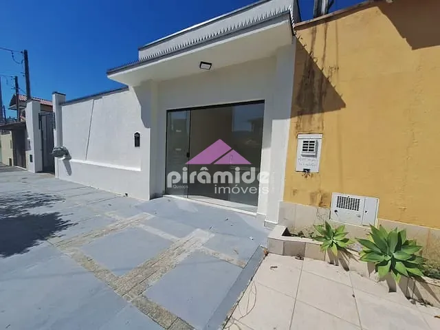 Sala com 20m², para alugar, no bairro Indaiá em Caraguatatuba