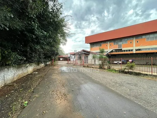 Sala para alugar, no bairro Centro em Chapecó