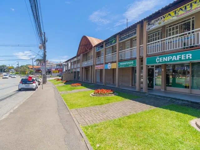 Sala à venda, no bairro Orleans em Curitiba