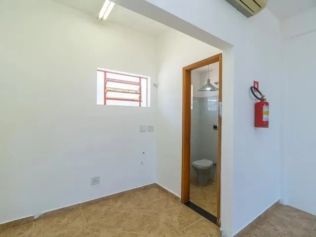 Sala à venda, no bairro Orleans em Curitiba