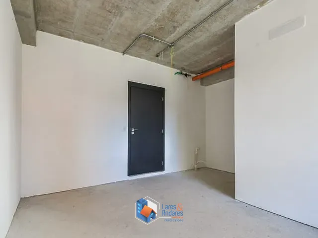Sala com 22m², à venda, no bairro Moema em São Paulo