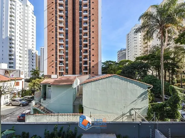 Sala com 22m², à venda, no bairro Moema em São Paulo