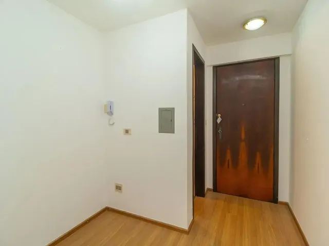 Sala para alugar, no bairro Centro em Curitiba