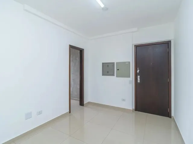 Sala para alugar, no bairro Centro Cívico em Curitiba
