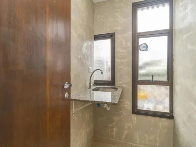Sala para alugar, no bairro Centro Cívico em Curitiba