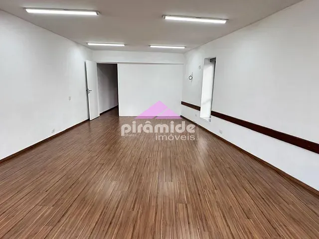 Sala à venda, no bairro Centro em São José dos Campos