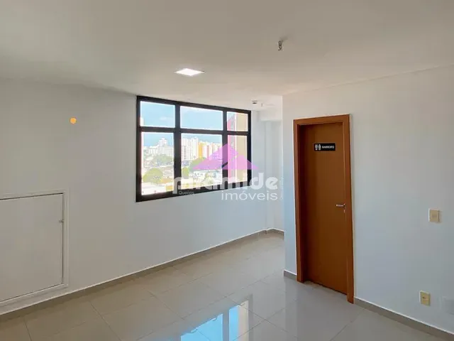 Sala à venda, no bairro Centro em São José dos Campos