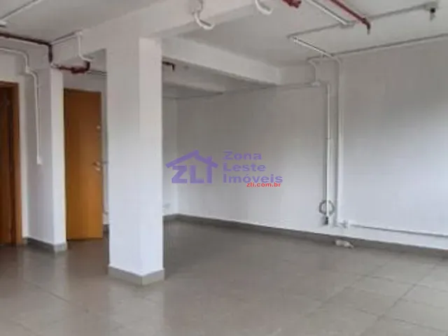 Sala com 38m², para alugar, no bairro Vila Gomes Cardim em São Paulo