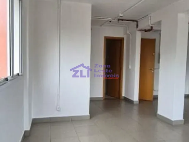 Sala com 38m², para alugar, no bairro Vila Gomes Cardim em São Paulo