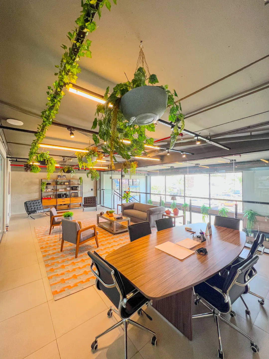 Conjunto comercial para venda em Residencial Flórida, 295m²