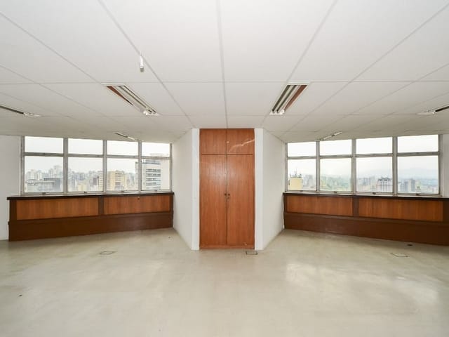 Foto do Sala - Laje corporativa para venda e locação em República, 930m² | Lares e Andares Imóveis