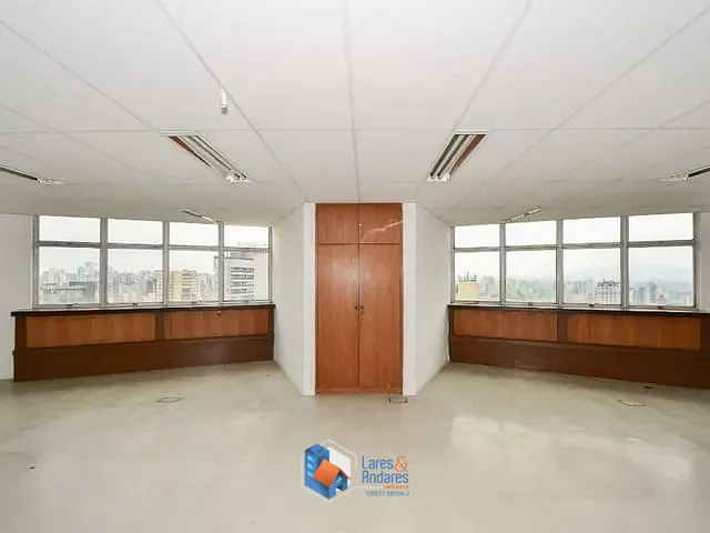 Sala com 930m², à venda, no bairro República em São Paulo