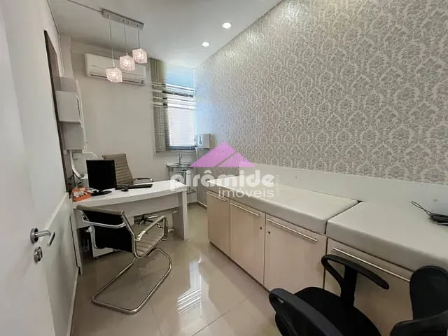 Sala para alugar, no bairro Vila Adyana em São José dos Campos
