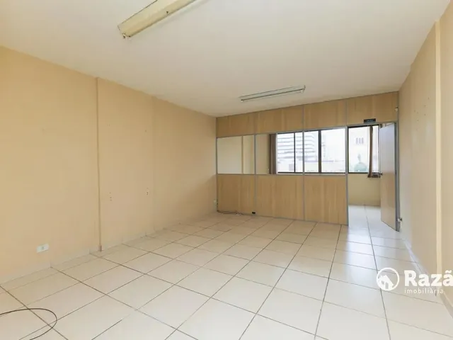 Sala para alugar, no bairro Centro em Curitiba