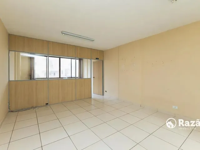 Sala para alugar, no bairro Centro em Curitiba