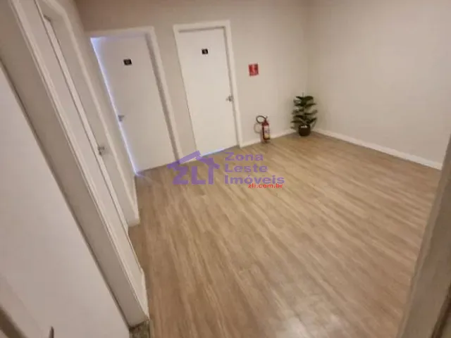 Sala com 75m², para alugar, no bairro Vila Gomes Cardim em São Paulo