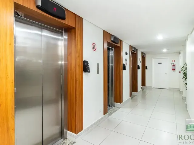 Sala à venda, no bairro Centro em Curitiba