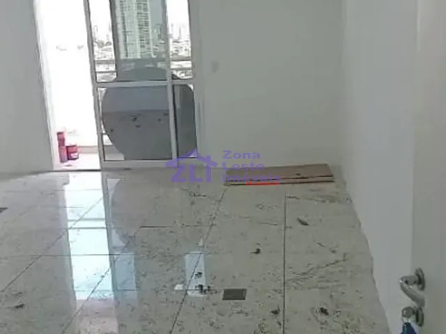 Sala com 37m², para alugar, no bairro Vila Regente Feijó em São Paulo