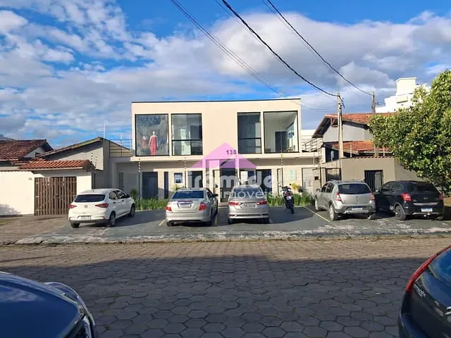Sala para alugar, no bairro Indaiá em Caraguatatuba