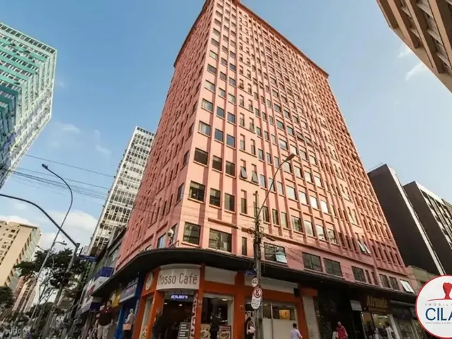 Sala à venda, no bairro Centro em Curitiba