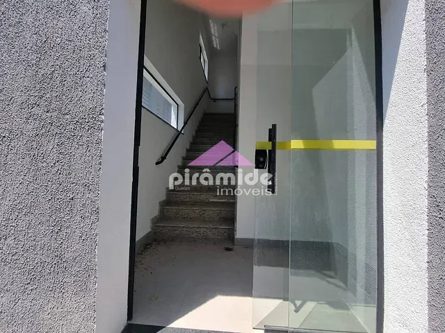 Sala com 42m², para alugar, no bairro Jardim das Indústrias em São José dos Campos