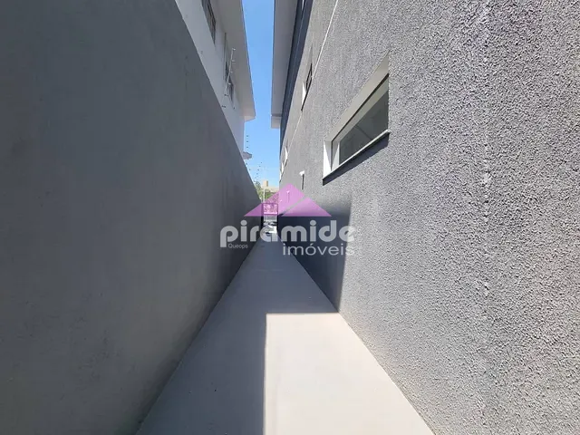 Sala com 42m², para alugar, no bairro Jardim das Indústrias em São José dos Campos