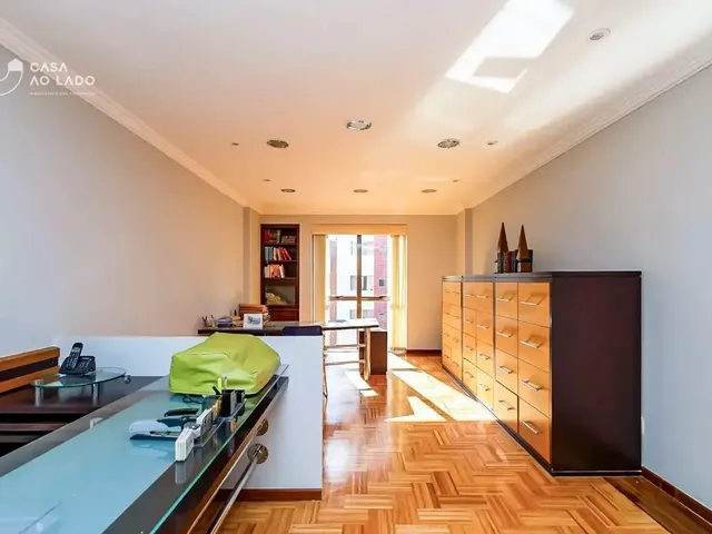 Sala à venda, no bairro Centro em Curitiba