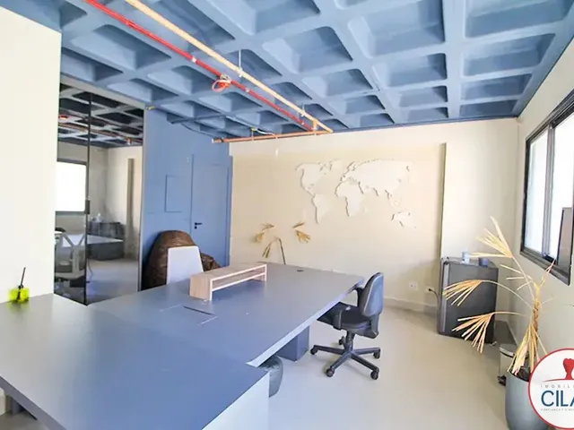 Sala à venda, no bairro Centro em Curitiba