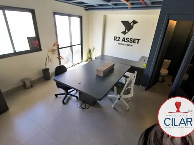 Sala à venda, no bairro Centro em Curitiba