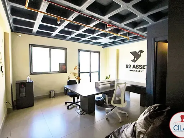 Sala à venda, no bairro Centro em Curitiba