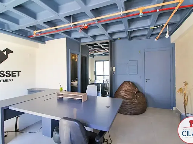 Sala à venda, no bairro Centro em Curitiba