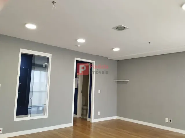 Sala com 45m², para alugar, no bairro Jardim Dom Bosco em São Paulo