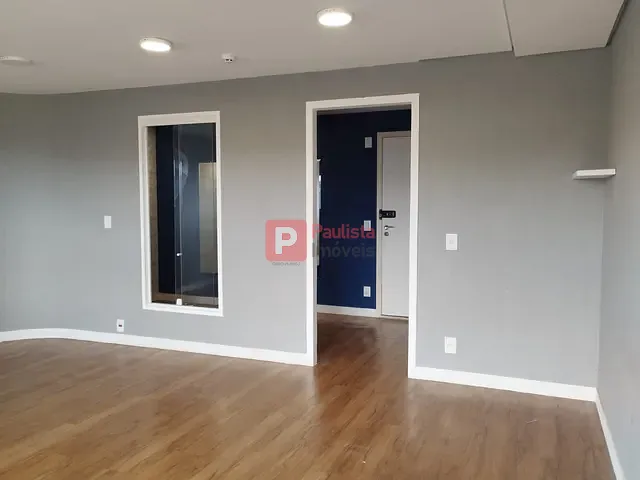 Sala com 45m², para alugar, no bairro Vila Almeida em São Paulo