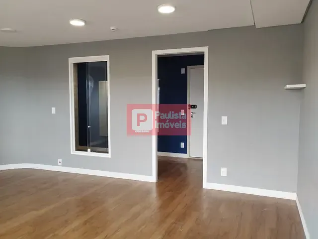 Sala com 45m², para alugar, no bairro Vila Almeida em São Paulo
