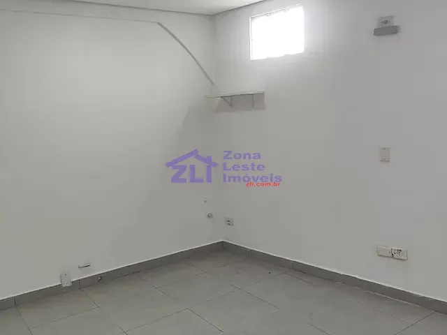 Sala com 9m², para alugar, no bairro Jardim Colorado em São Paulo