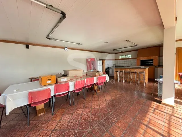 Sala com 225m², para alugar, no bairro Centro em Chapecó